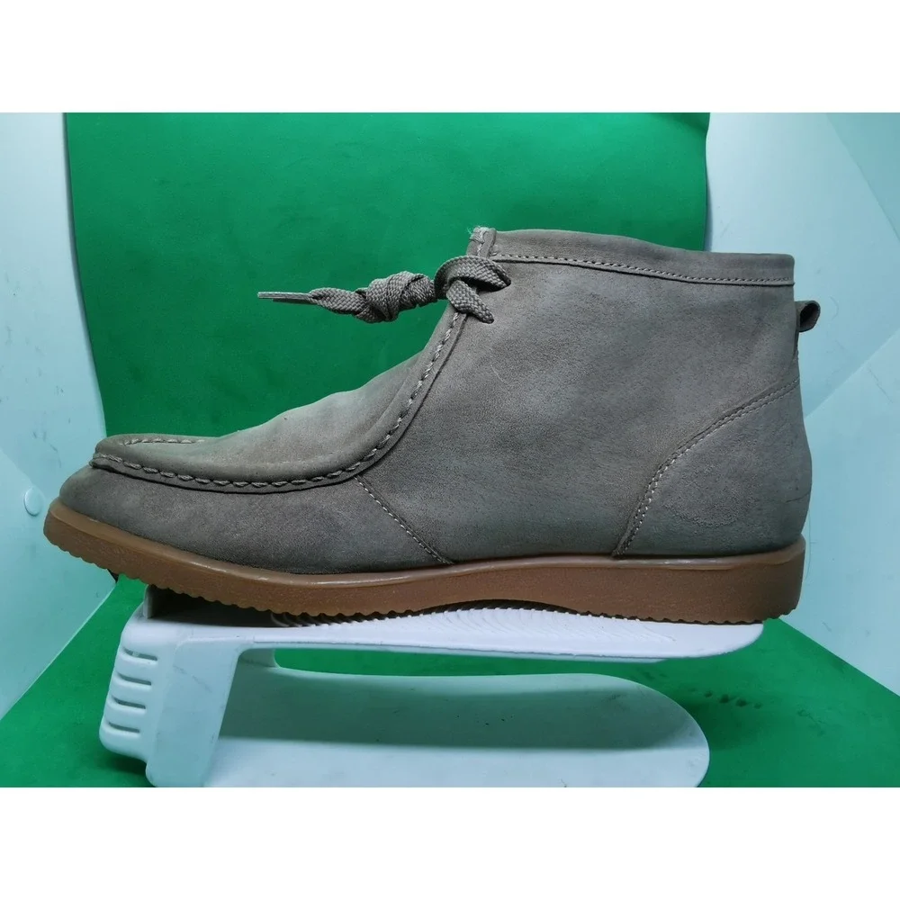 Hush Puppies Men's Bridgeport 2 Light Gray Suede Chukka Boots US Size 12 Wide